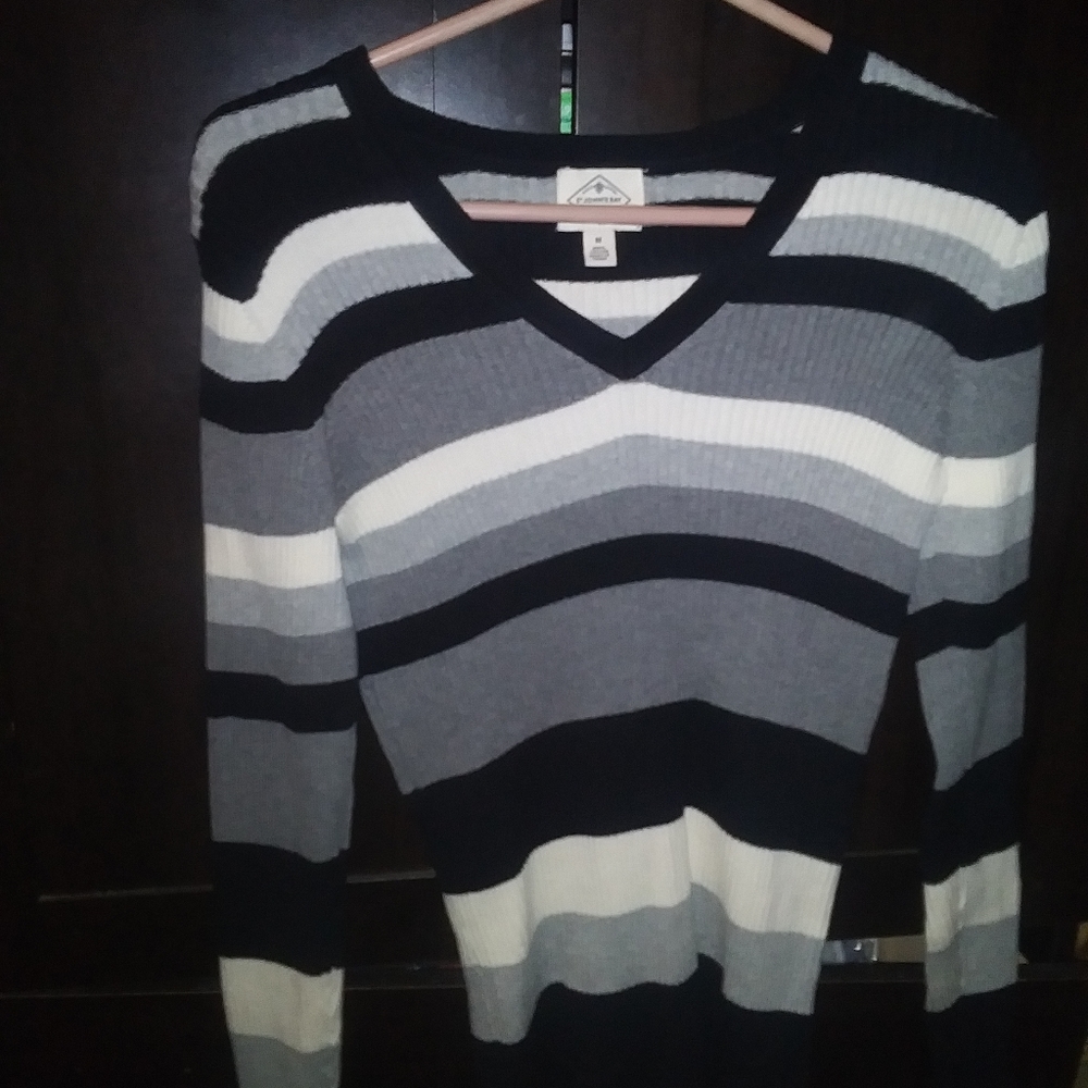 Women shirt